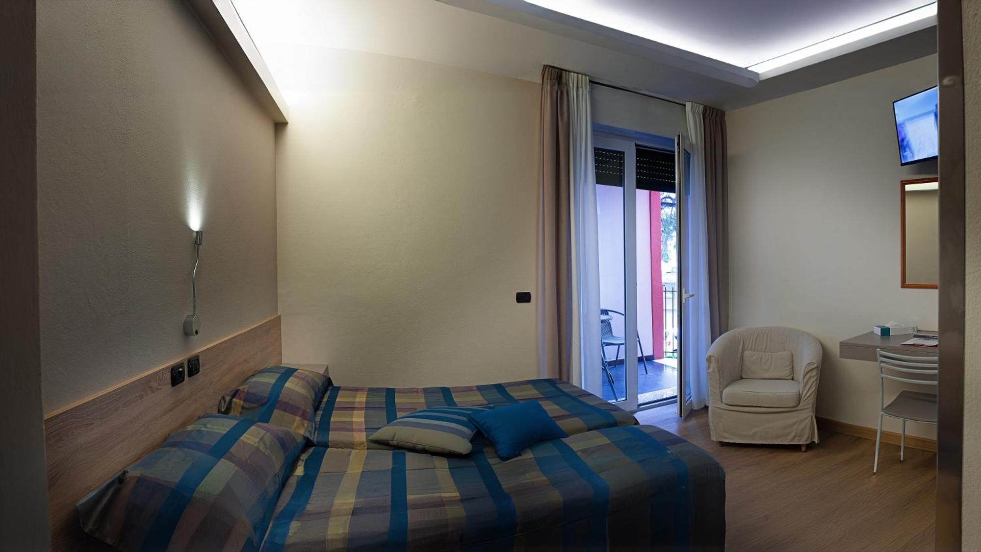 Hotel Savoia Lignano Sabbiadoro Exteriör bild